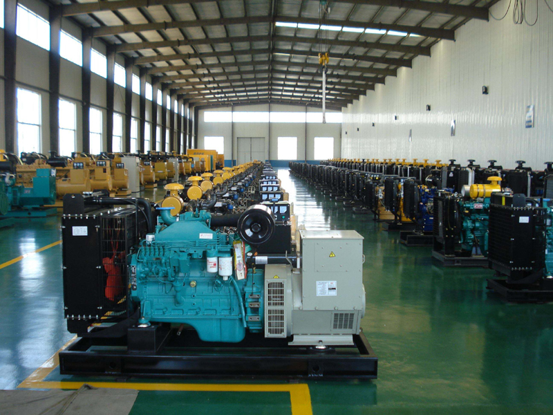 雨山租赁发电机-柴油发电机组冒蓝烟、冒黑烟、冒白烟故障分析