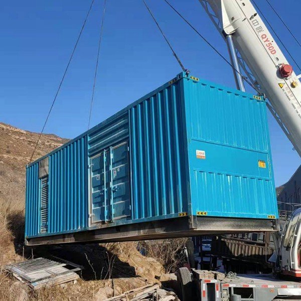 雨山发电机的发电效率受多种因素影响，主要包括以下几个方面：