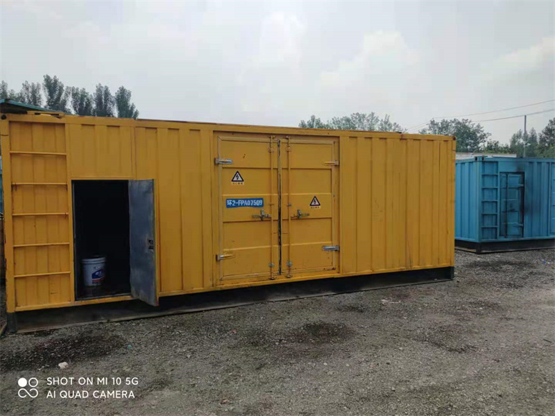 雨山200KW柴油发电机组需要配备什么型号的电缆线？